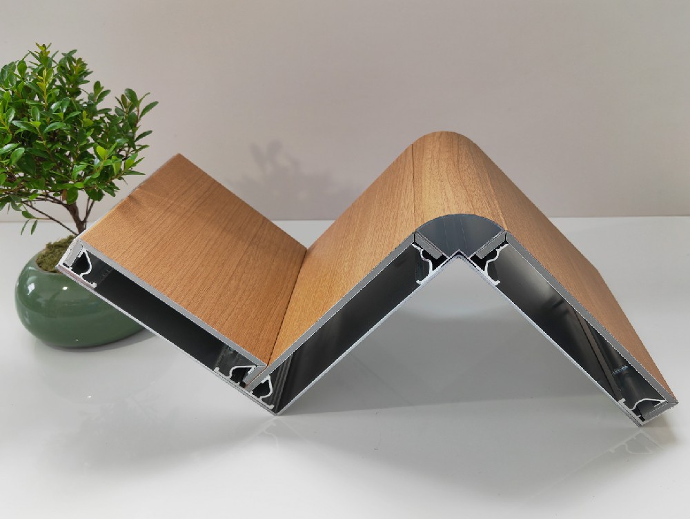 覆膜金屬復(fù)合板